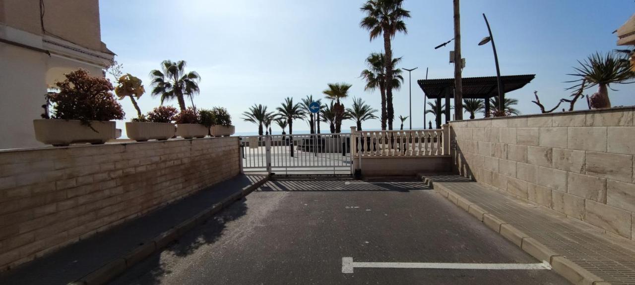 Beach Breeze Townhouse By The Beach Santa Pola Exterior foto